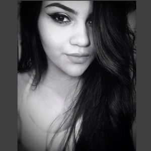 Meet your Posher, Leslie